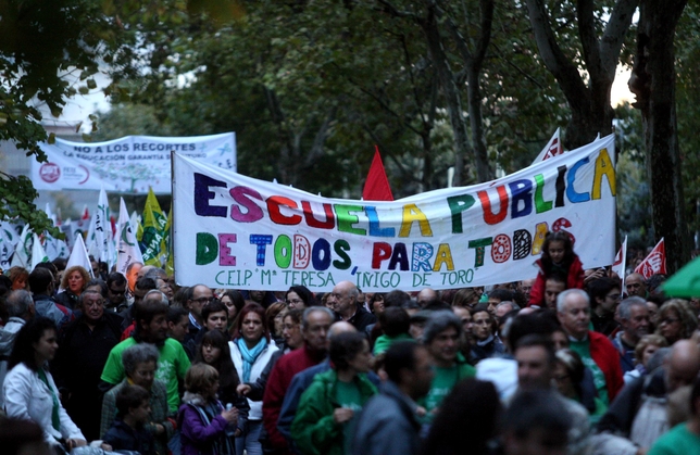 Manifestación en Valladolid contra la LOMCE.   / MIRIAM CHACÓN / ICAL