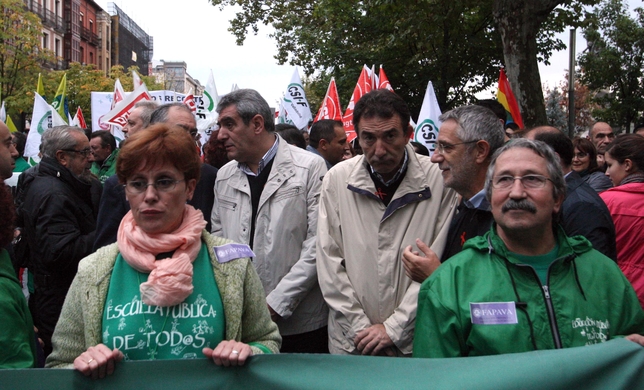 Manifestación en Valladolid contra la LOMCE.   / MIRIAM CHACÓN / ICAL