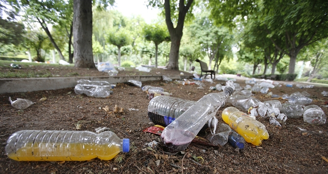 Limpieza de basura después de la Noche de San Juan 2014  / JONATHAN TAJES