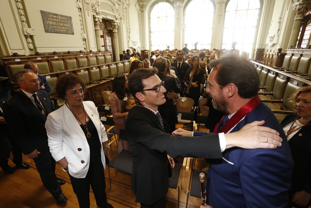 Toma de posesión de Óscar Puente como alcalde de Valladolid  / JONATHAN TAJES