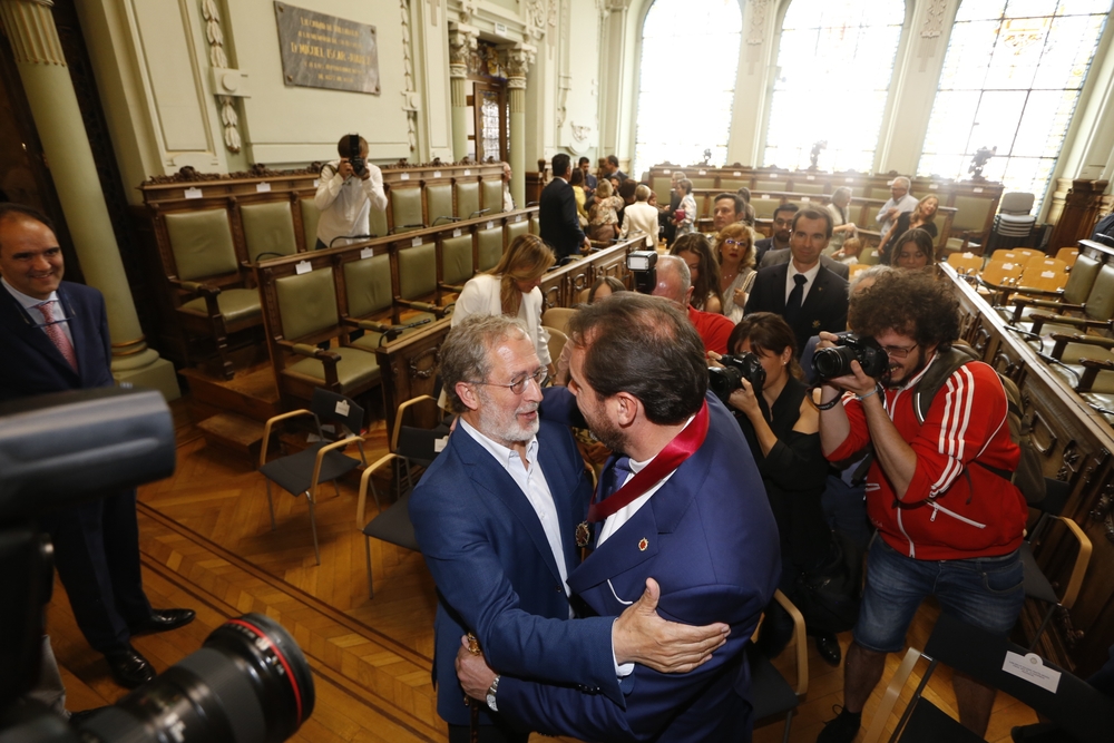 Toma de posesión de Óscar Puente como alcalde de Valladolid  / JONATHAN TAJES