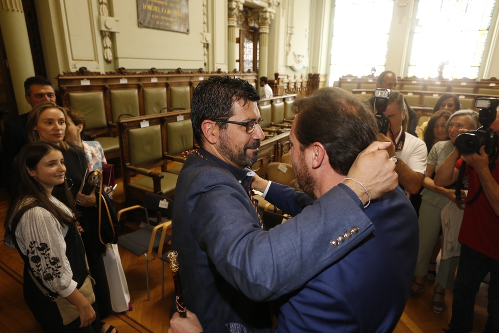 Toma de posesión de Óscar Puente como alcalde de Valladolid  / JONATHAN TAJES