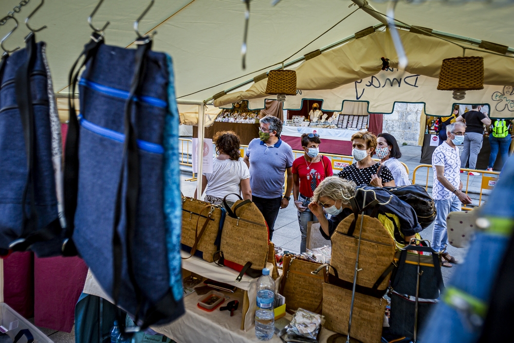 Mercado Castellano en la plaza de Portugalete  / JONATHAN TAJES