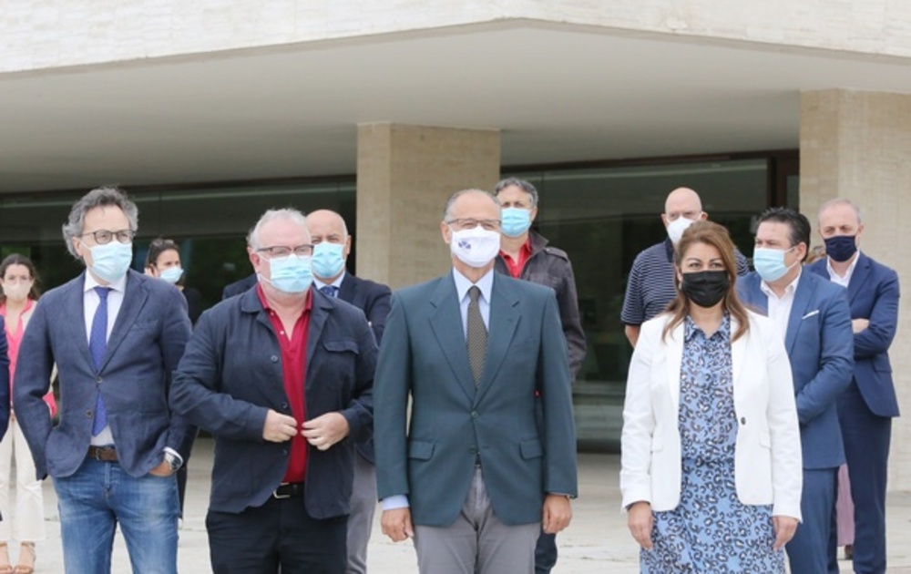 Minuto de silencio por el asesinato machista de Valladolid  / El Día de Valladolid