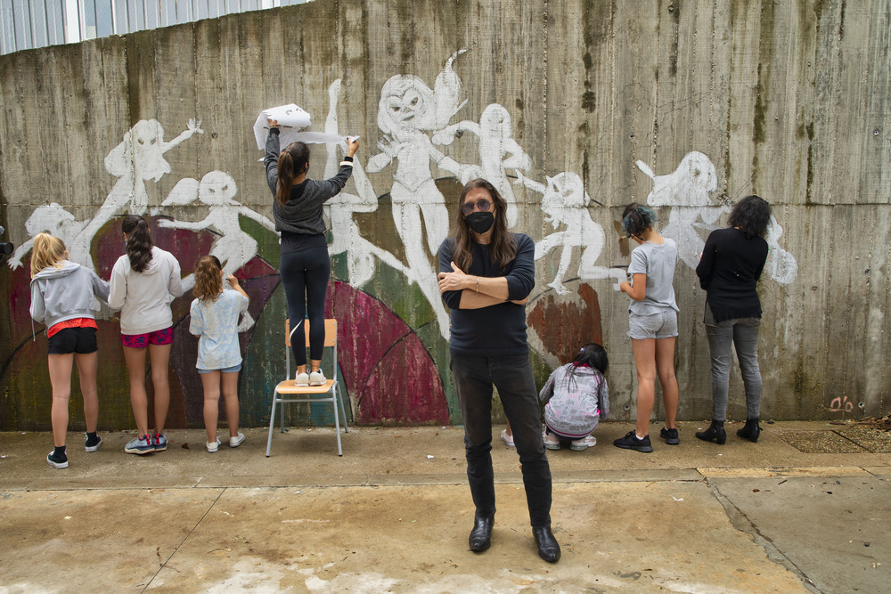 Un mural de superheroínas visibilizará el deporte femenino en el CEIP Margarita Salas de Arroyo.  / E. MARGARETO (ICAL)