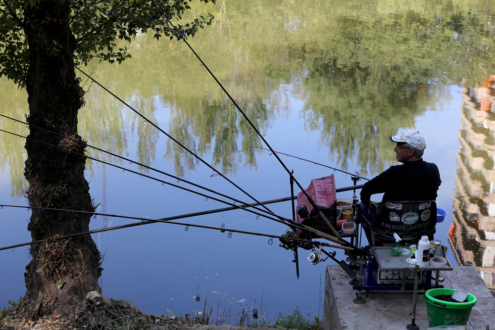 Imagen del Trofeo de pesca Virgen de San Lorenzo.  / MONTSE.ALVAREZ