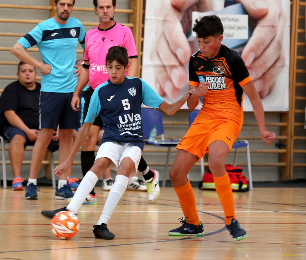 Imagen del V Trofeo Nacional de Fútbol Sala Valladolid Ciudad del deporte.  / MONTSE.ALVAREZ