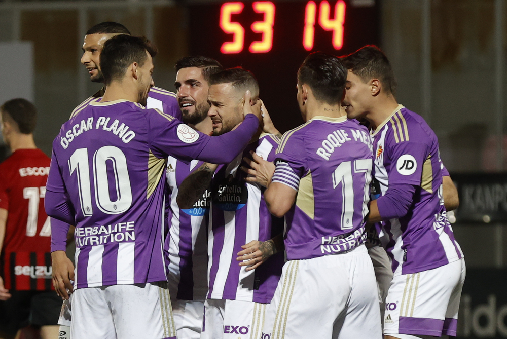 Imágenes del Arenas-Real Valladolid de la Copa del Rey.  / MIGUEL TOÑA