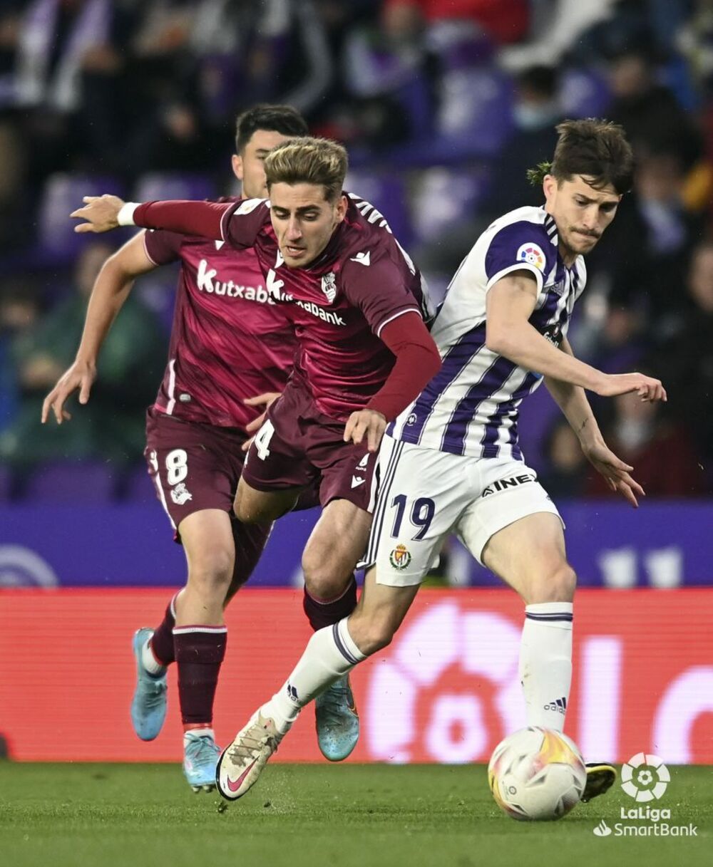 Un duelo clave entre el Real Valladolid y el Real Sociedad B  / LA LIGA