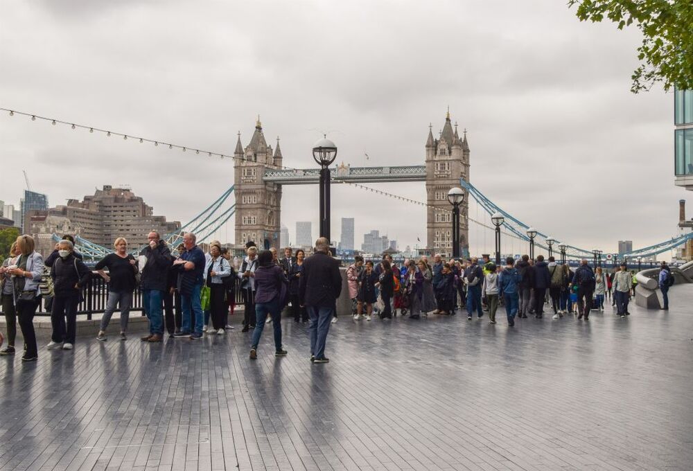 Concluye la capilla ardiente de Isabel II en Westminster
