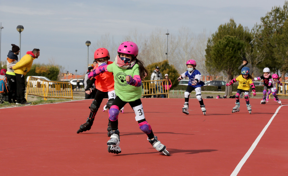 Imágenes de la 4ª jornada de Patinaje de Velocidad de Juegos Escolares.  / MONTSE.ALVAREZ