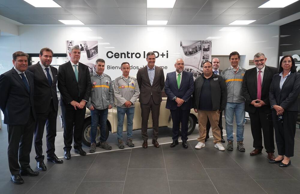 El presidente del Gobierno visita el centro de I+D+i de Renault Group en Valladolid  / AYUNTAMIENTO DE VALLADOLID