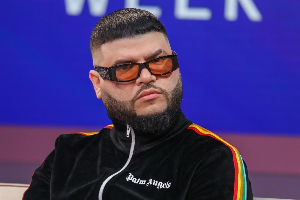 Farruko pide perdón a Dios y hace de su 'show' "una misa" | Noticias El Día  de Valladolid