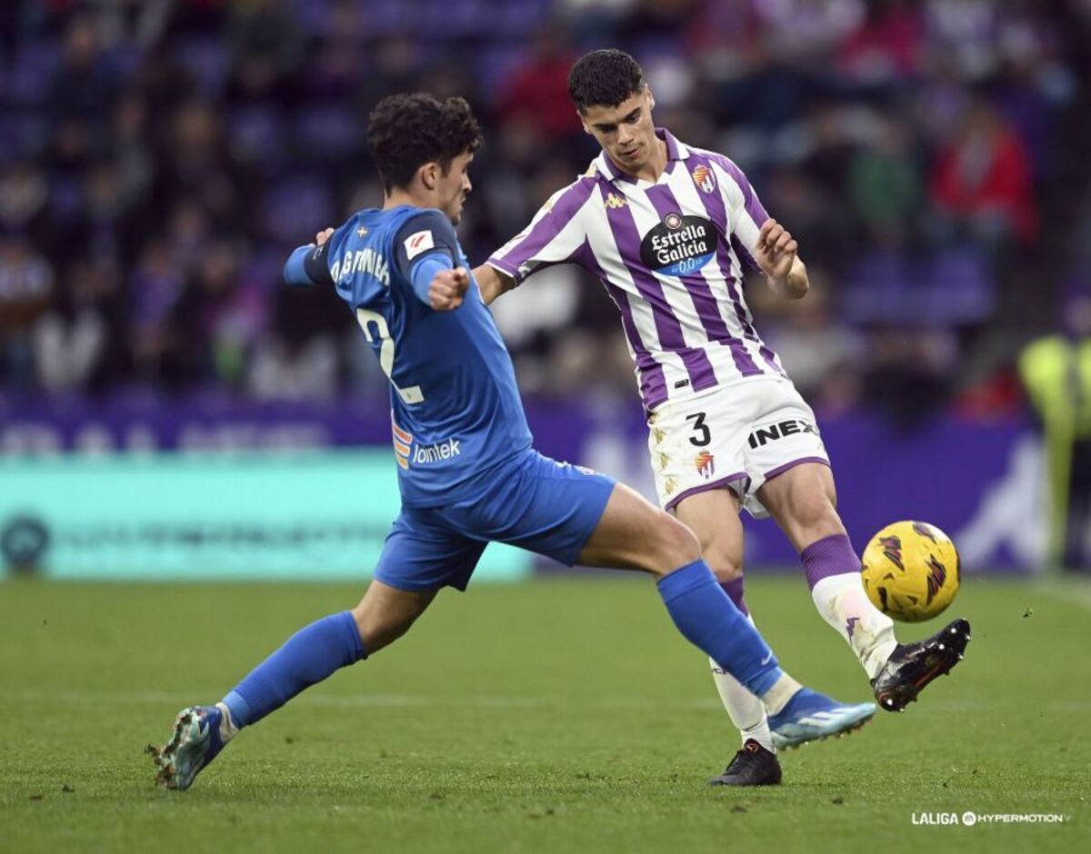 Partido disputado entre el Real Valladolid y la SD Amorebieta.  / LALIGA