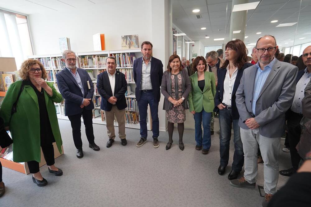 Abre sus puertas la nueva biblioteca municipal de Parquesol  / AYUNTAMIENTO DE VALLADOLID