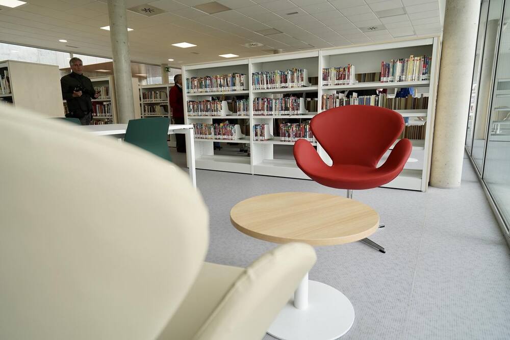 Abre sus puertas la nueva biblioteca municipal de Parquesol  / AYUNTAMIENTO DE VALLADOLID