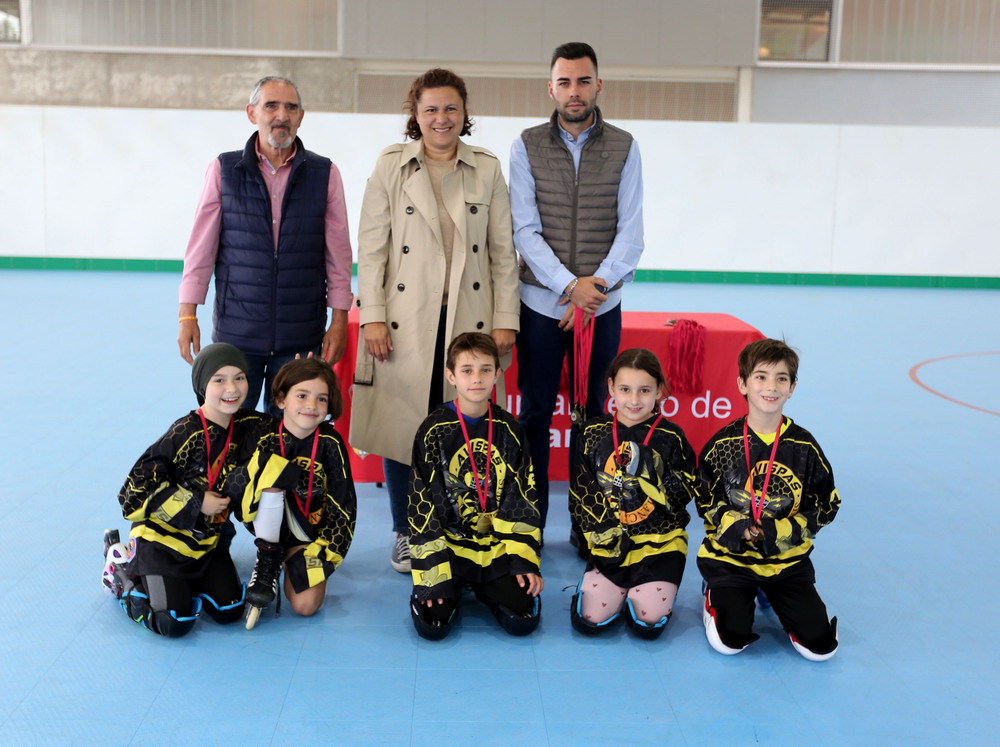 Imagen de la quinta jornada y clausura del Campeonato Escolar de Hockey Línea.  / MONTSE.ALVAREZ