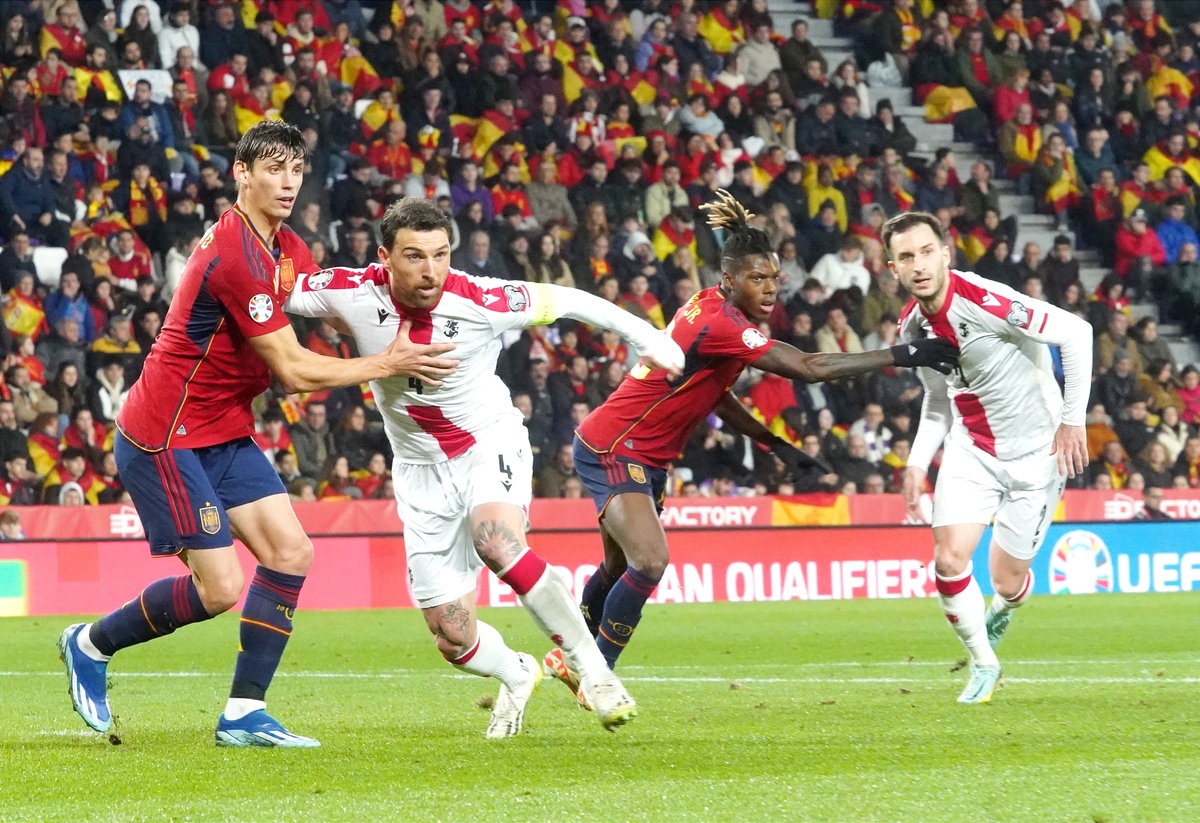 Partido de fútbol entre las selecciones de España y Georgia.  / MIRIAM CHACÓN / ICAL