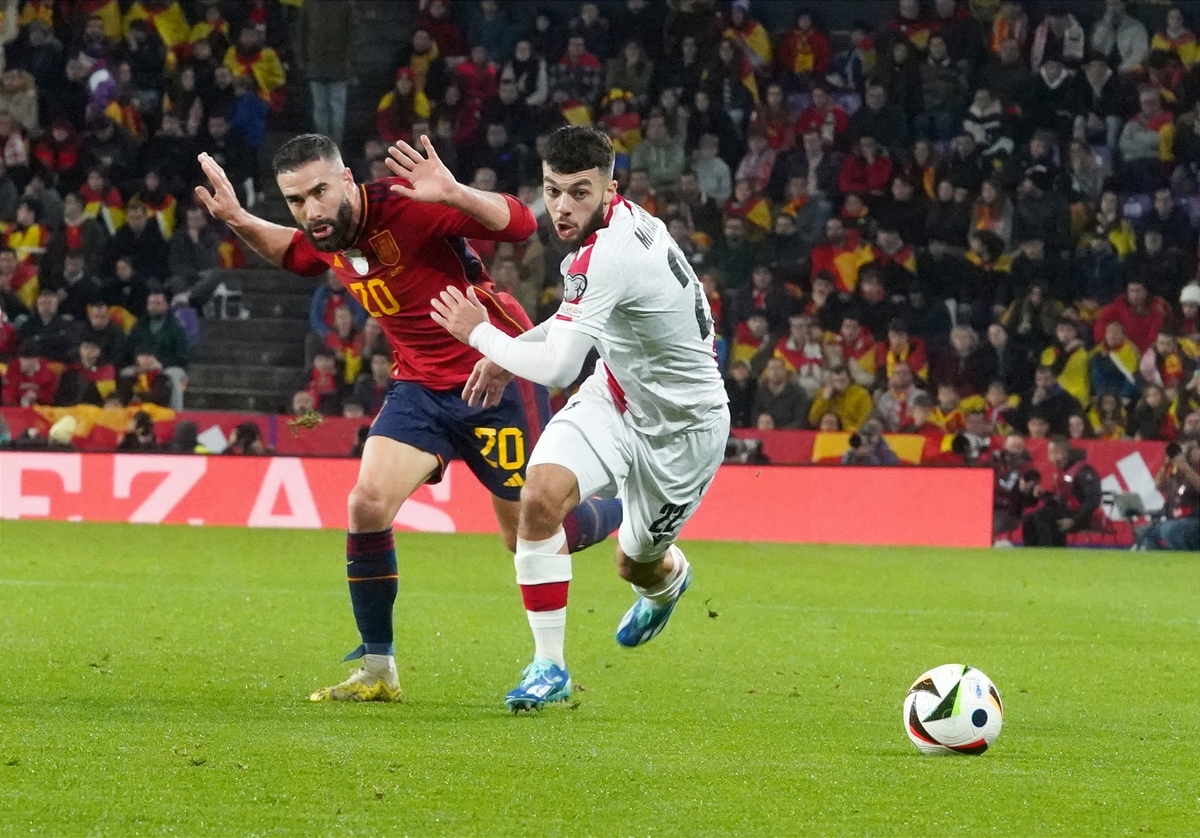 Partido de fútbol entre las selecciones de España y Georgia.  / MIRIAM CHACÓN / ICAL