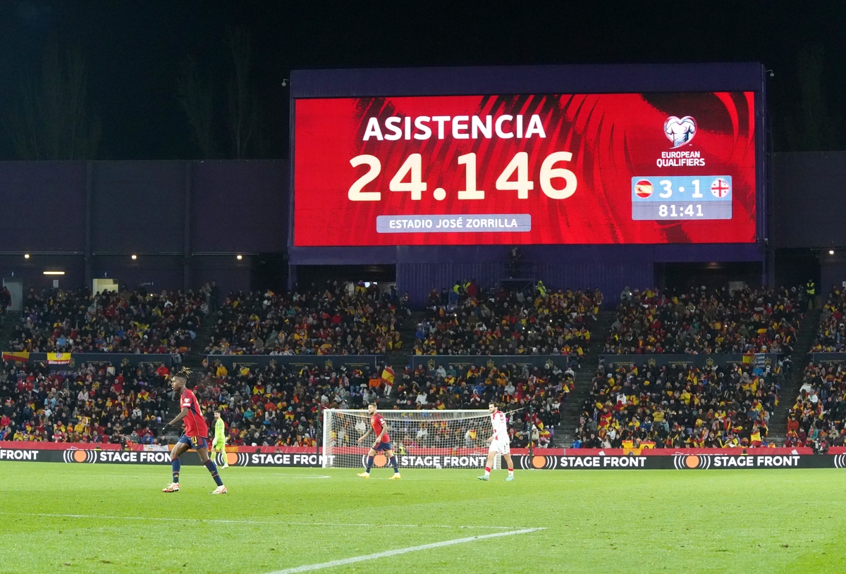 Partido de fútbol entre las selecciones de España y Georgia.  / MIRIAM CHACÓN / ICAL