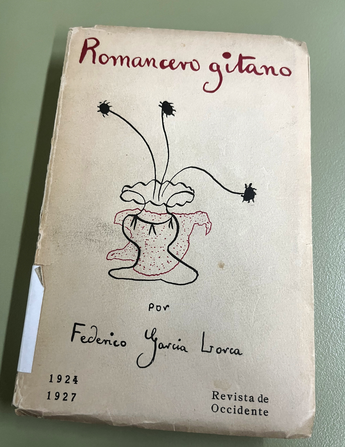 Portada de la primera edición del 'Romancero gitano' de Lorca, que vio la luz en la Revista de Occidente en 1928.  / ICAL