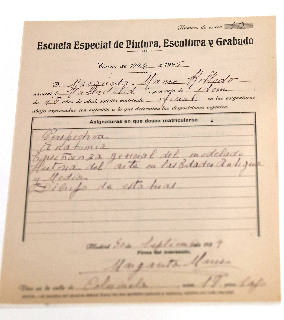  Solicitud de matrícula de Margarita Manso en la Escuela Especial de Pintura, Escultura y Grabado (actual Real Academia de Bellas Artes de San Fernando) en 1924, cuando tenía 15 años.  / JUAN LÁZARO (ICAL)