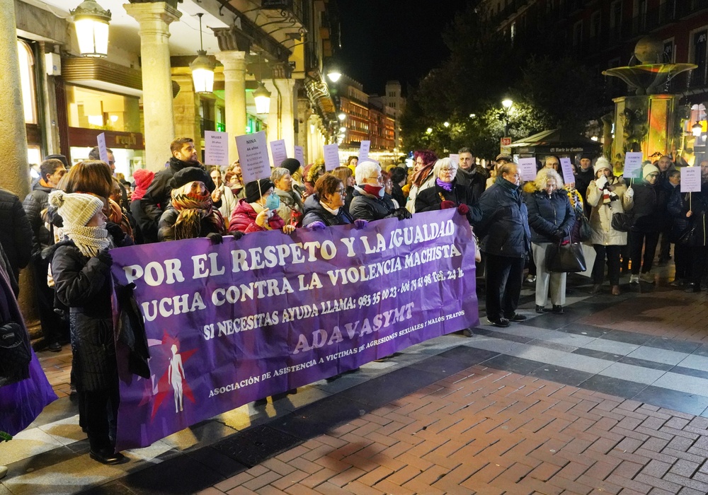 Manifestación en Valladolid contra de la violencia machista  / RUBÉN CACHO / ICAL