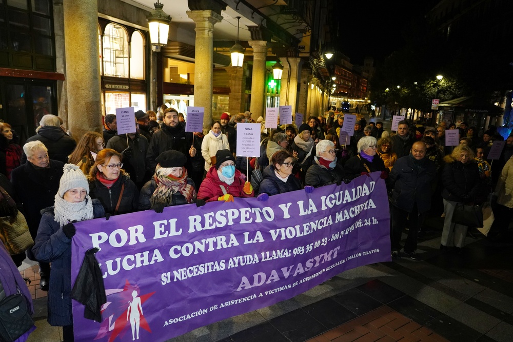 Manifestación en Valladolid contra de la violencia machista  / RUBÉN CACHO / ICAL