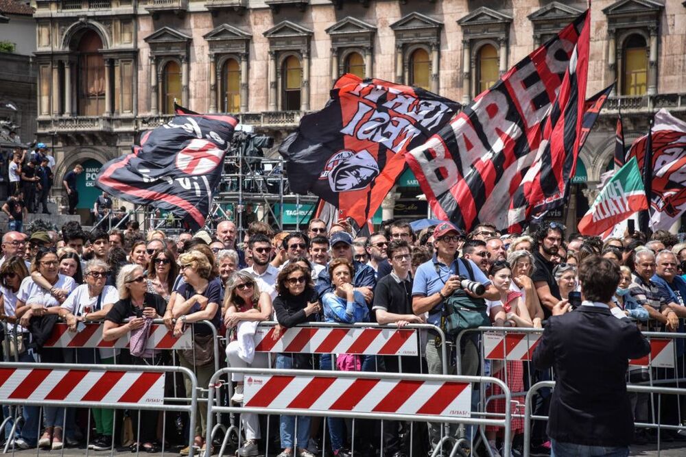 Italy bids farewell to former prime minister Silvio Berlusconi  / MATTEO CORNER