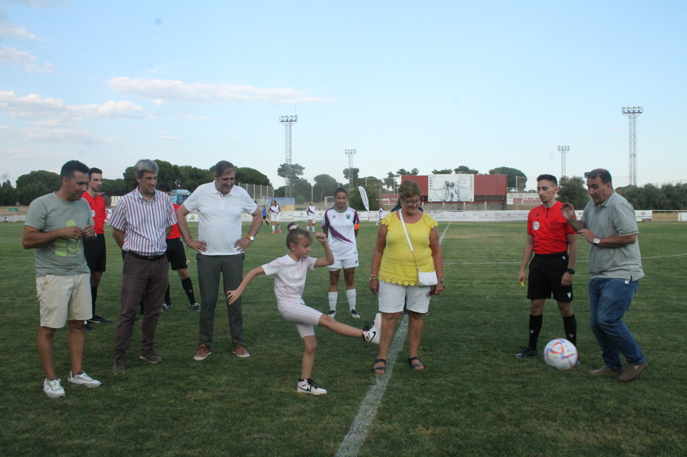 Fase previa del III Trofeo Femenino Diputación de Valladolid  / MARINA MÁRQUEZ