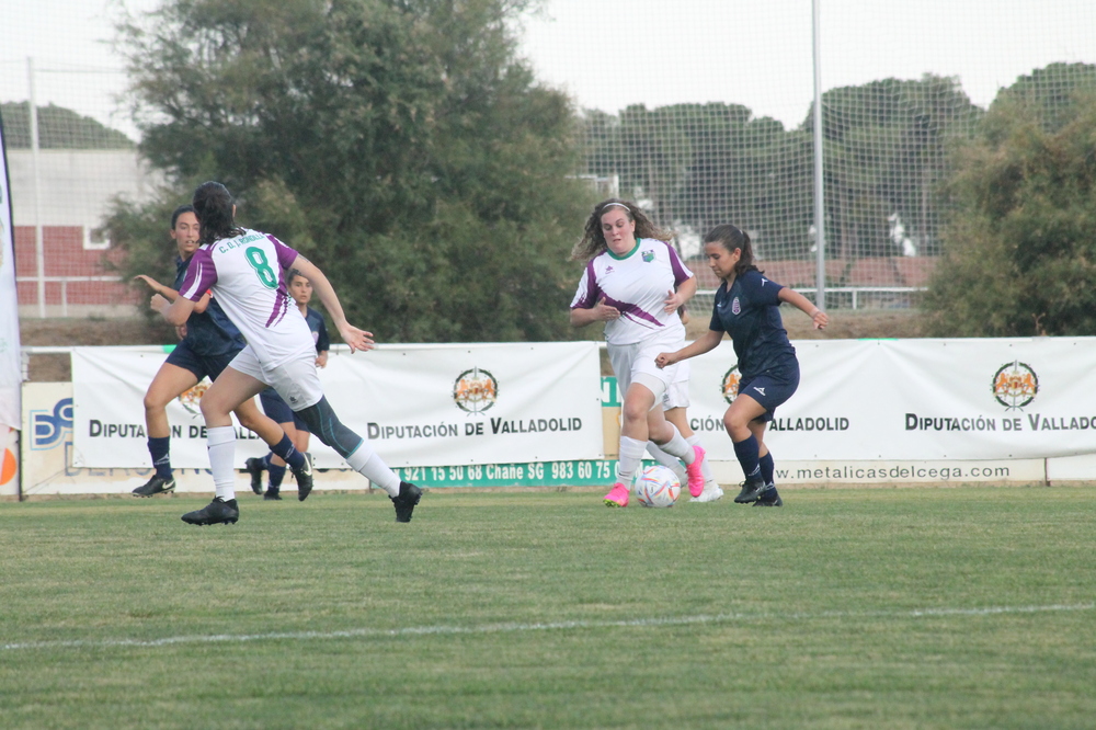 Fase previa del III Trofeo Femenino Diputación de Valladolid  / MARINA MÁRQUEZ