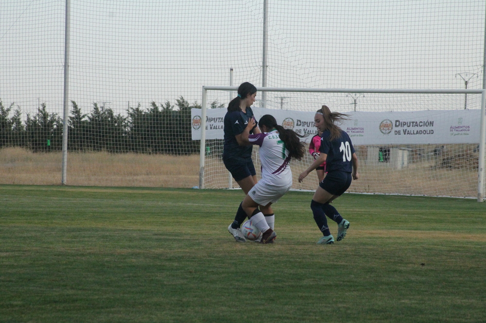 Fase previa del III Trofeo Femenino Diputación de Valladolid  / MARINA MÁRQUEZ