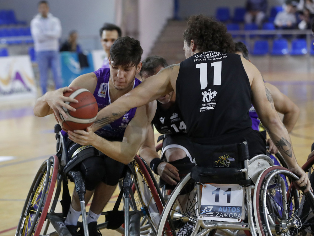 Partido disputado entre el Fundación Aliados y el Mideba Extremadura.