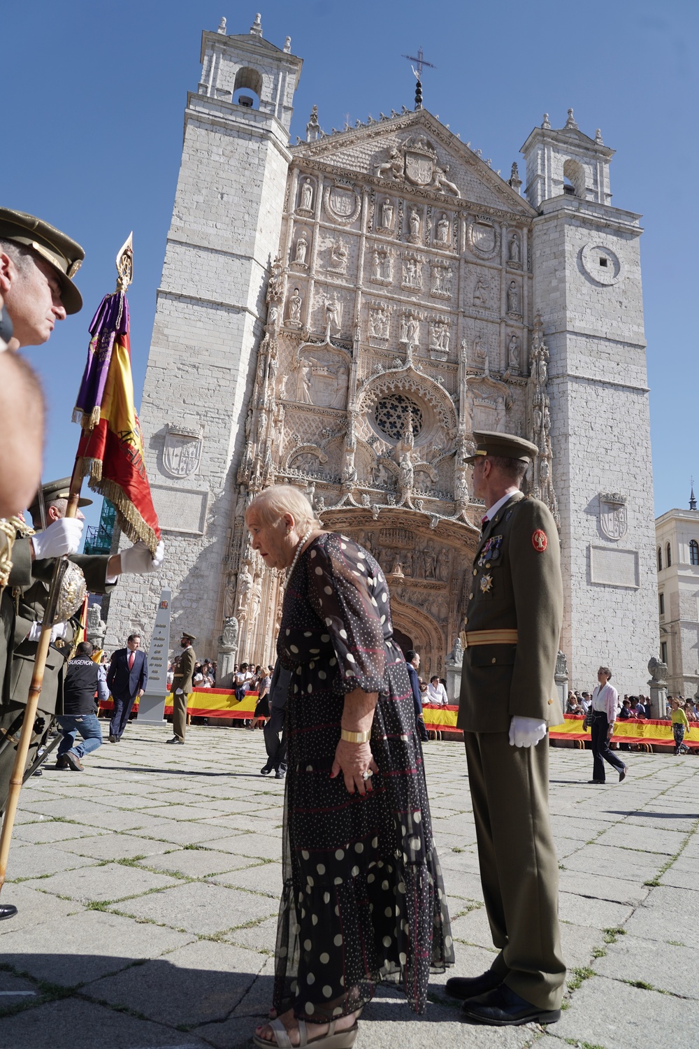 Jura de Bandera para personal civil en Valladolid.  / RUBN CACHO ICAL