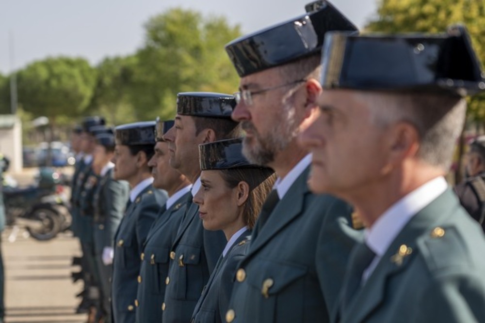 Acto de celebración en Valladolid de la festividad de la Virgen del Pilar, patrona de la Guardia Civil.  / EDUARDO MARGARETO (ICAL)