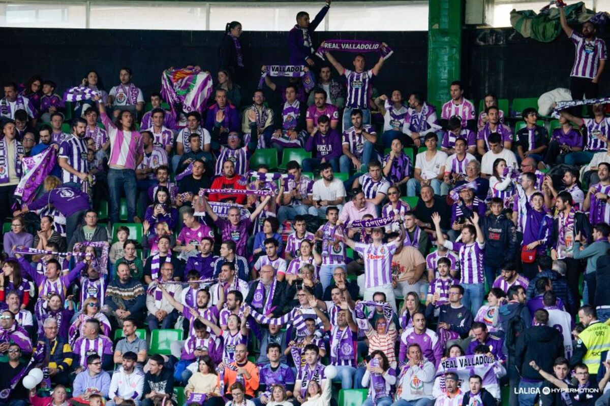 Imagen del Racing de Santander-Real Valladolid.  / LALIGA