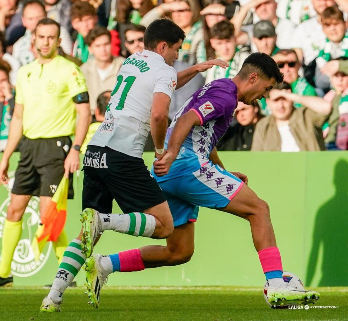 Imagen del Racing de Santander-Real Valladolid.  / LALIGA