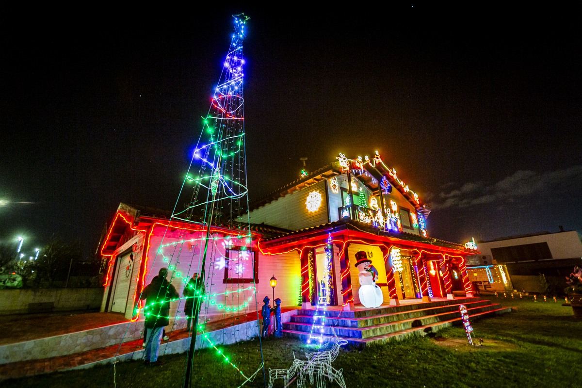 Iluminación navideña en Valladolid.  / JONATHAN TAJES