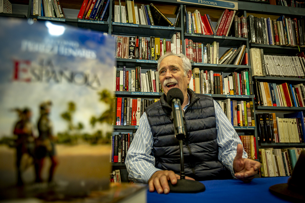 Antonio Pérez Henares presenta su última novela La española  / JONATHAN TAJES