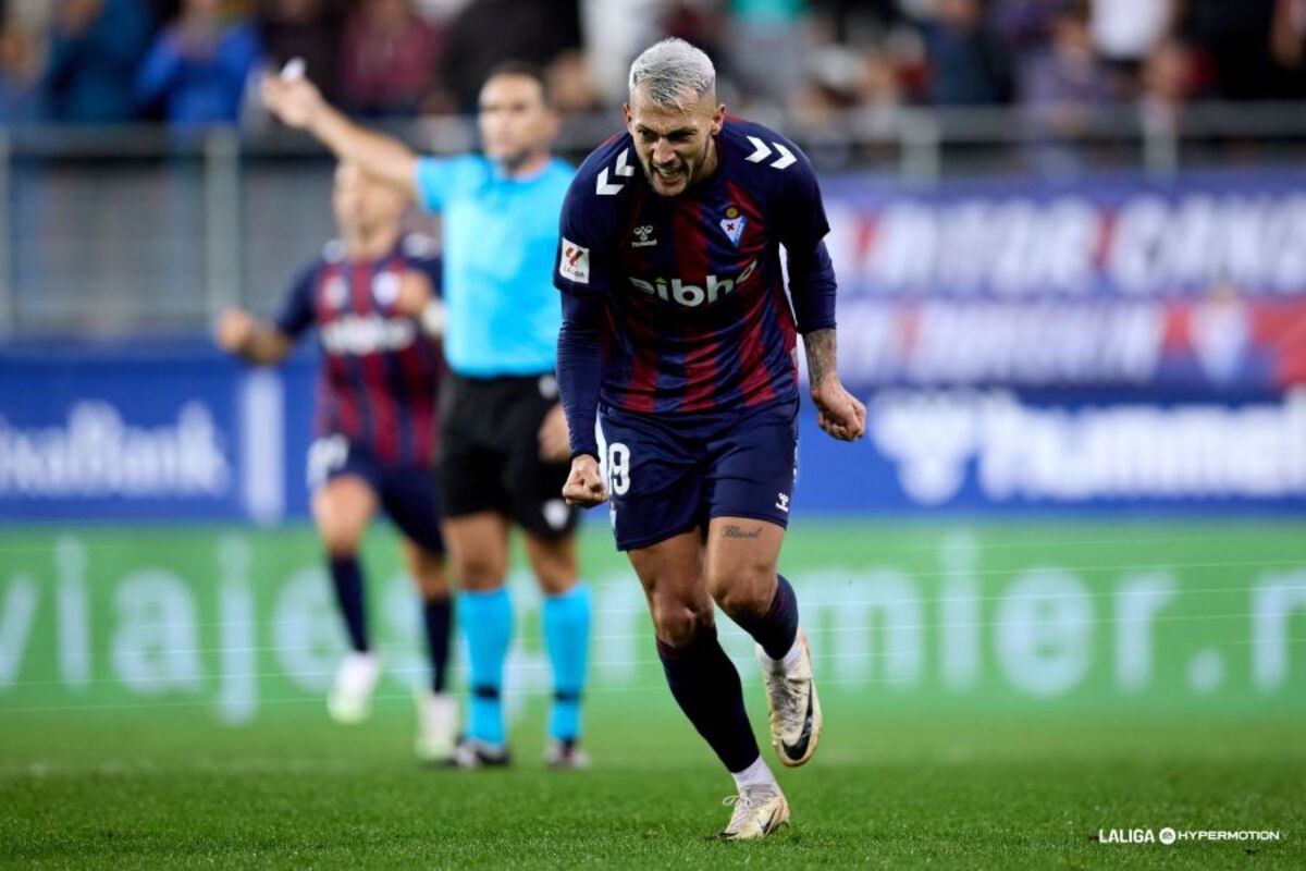 El Real Valladolid cayó goleado en Ipurua.