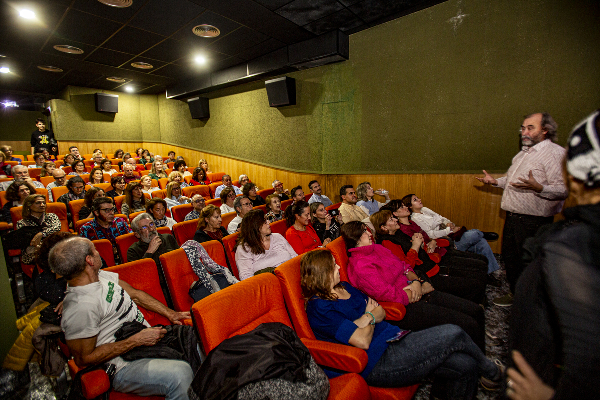 Estreno de la película Secundarias de Arturo Dueñas en los cines Casablanca  / JONATHAN TAJES