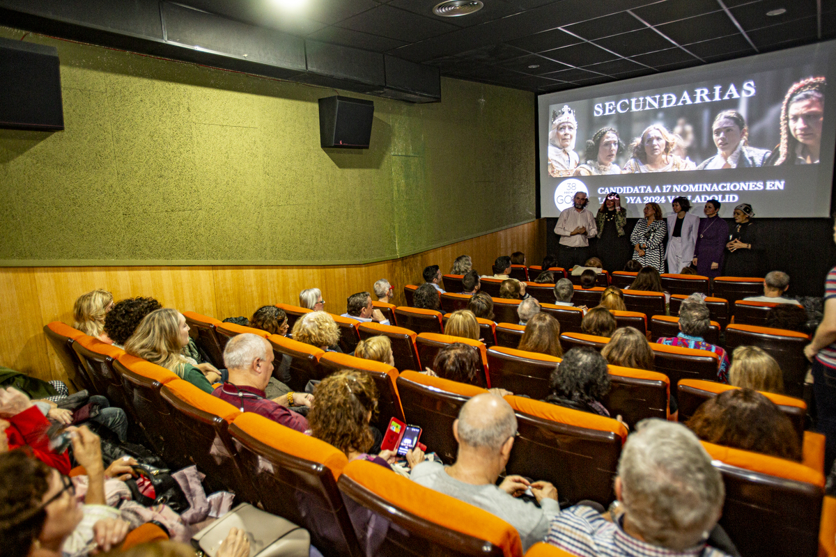 Estreno de la película Secundarias de Arturo Dueñas en los cines Casablanca  / JONATHAN TAJES