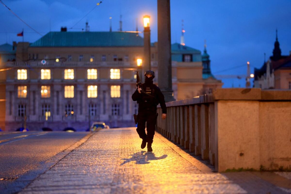 Several dead and dozens injured in central Prague University shooting  / MARTIN DIVISEK