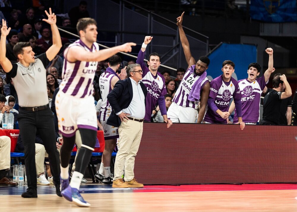 El UEMC Real Valladolid tumba al Estudiantes en la prórroga