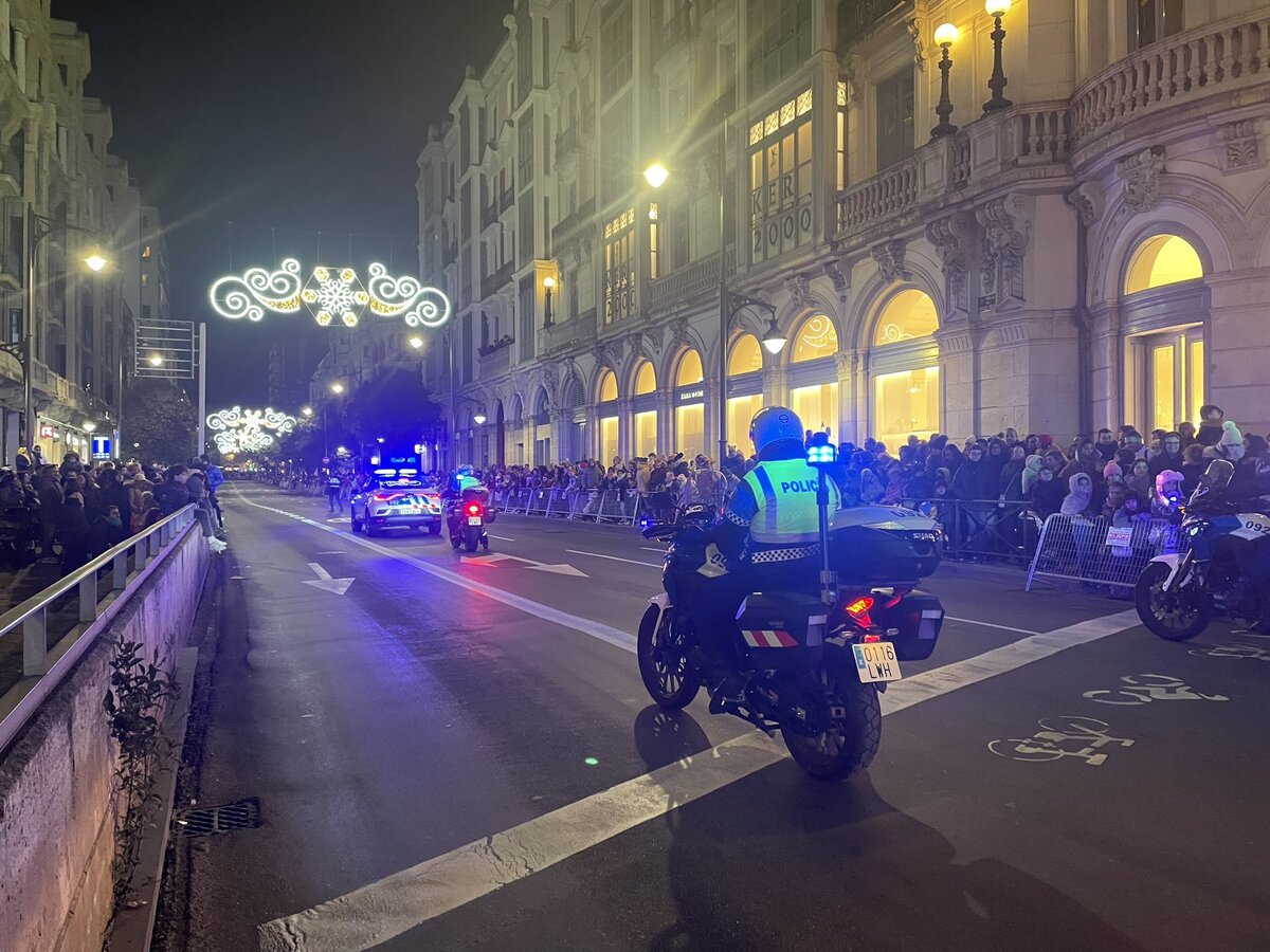 Papá Noel recorre las calles de Valladolid .  / El Día de Valladolid