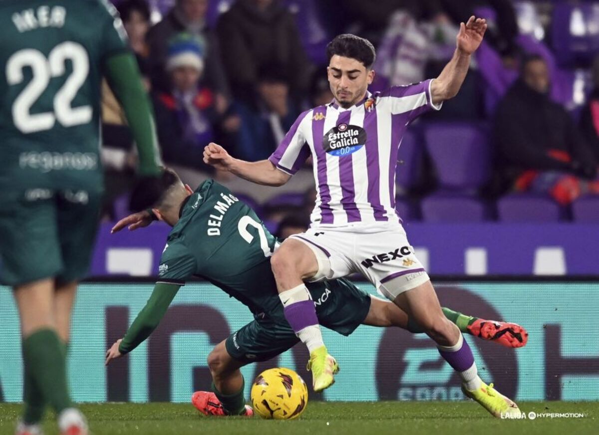 Imagen del Real Valladolid-Racing de Ferrol.  / LALIGA