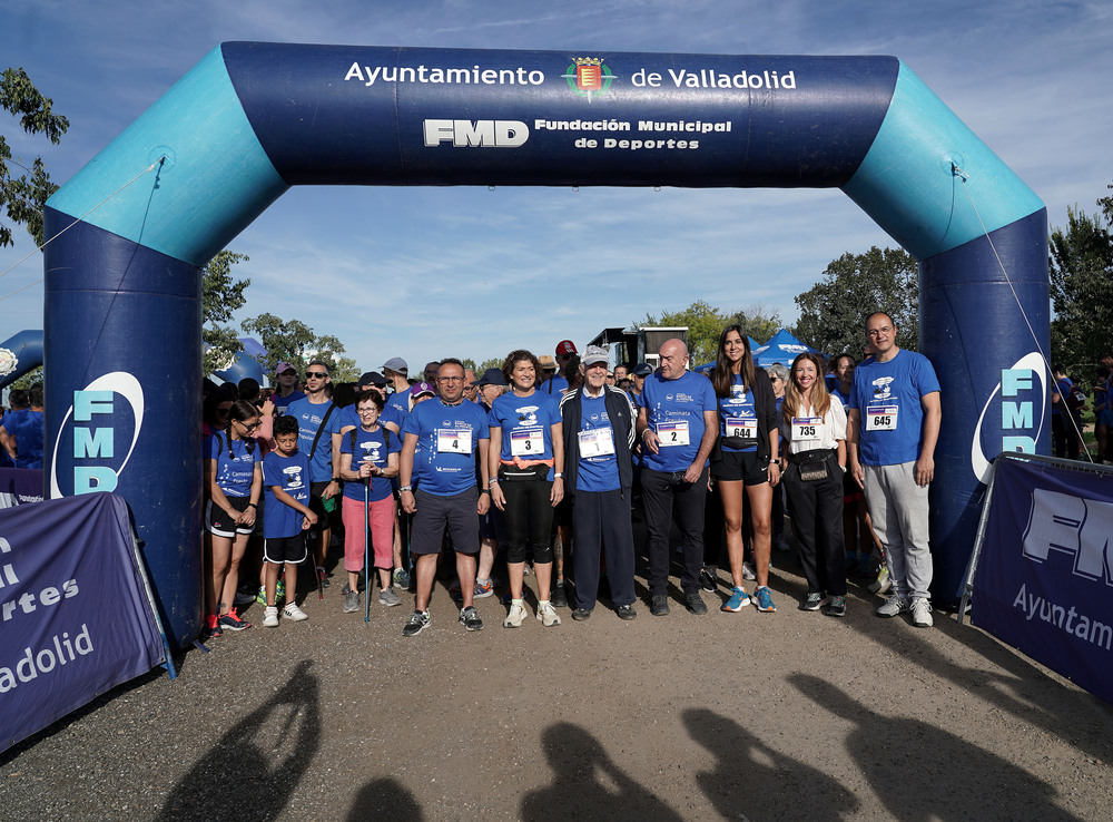 Imagen de la VI Caminata Popular de la Fundación Banco de Alimentos de Valladolid.  / RUBN CACHO ICAL