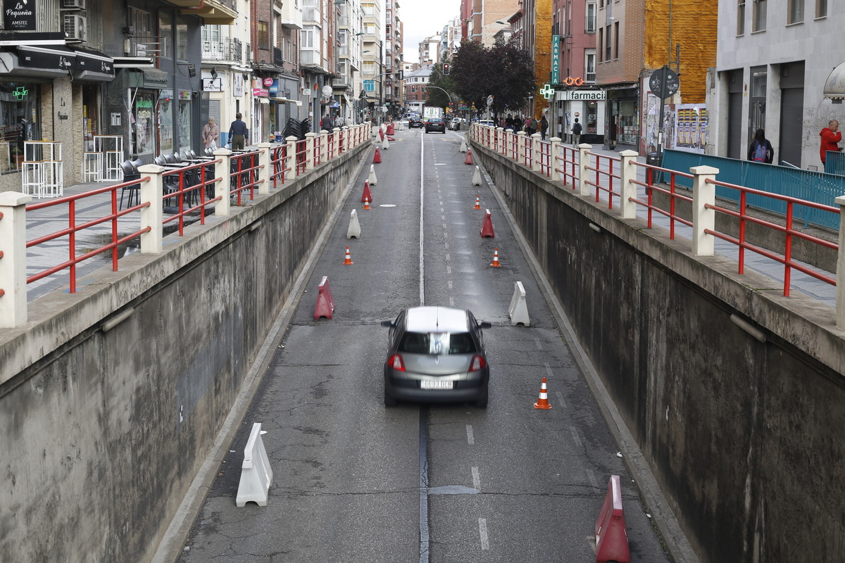 Cierre de túnel de Paraderos por trabajos de asfaltado   / JONATHAN TAJES