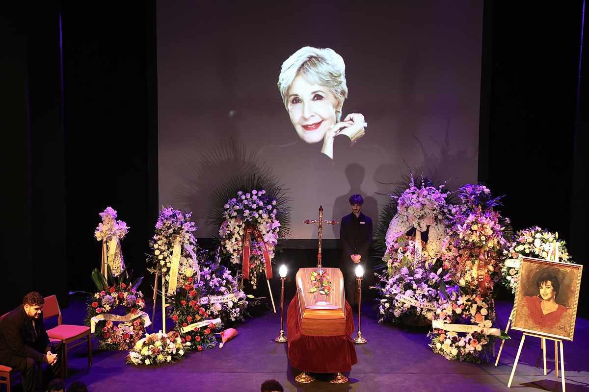 La capilla ardiente de Concha Velasco en el Teatro La Latina de Madrid