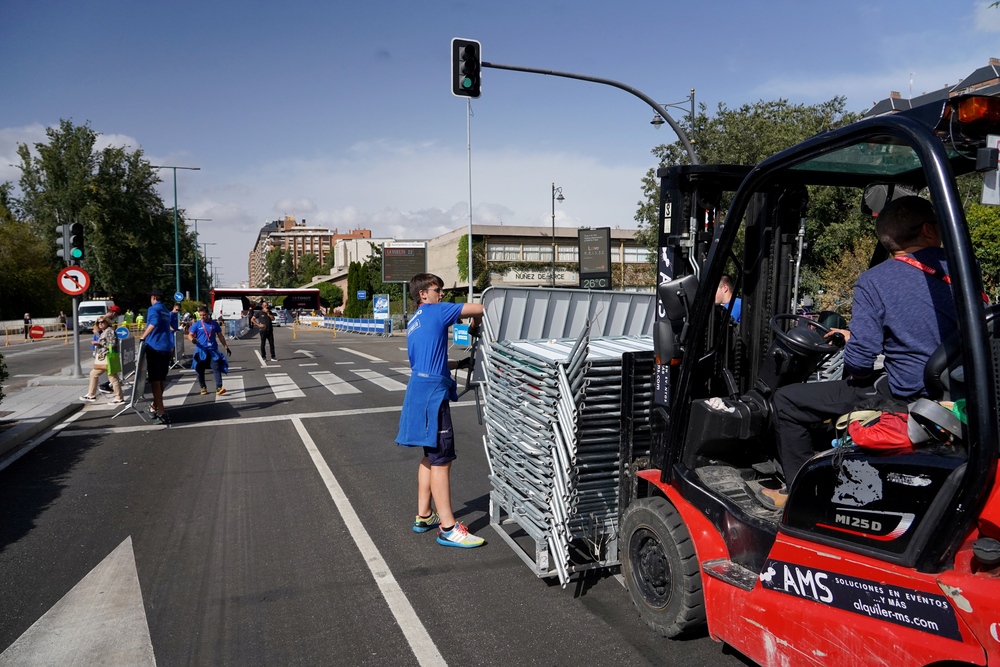 Preparativos para la etapa contrarreloj de la Vuelta Ciclista a España en Valladolid  / MIRIAM CHACÓN / ICAL